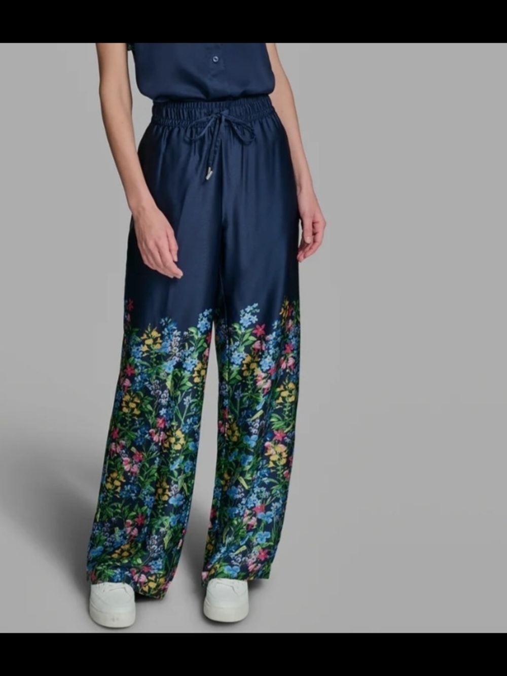 Karl Lagerfeld Paris - New W/Tags Pants  - M